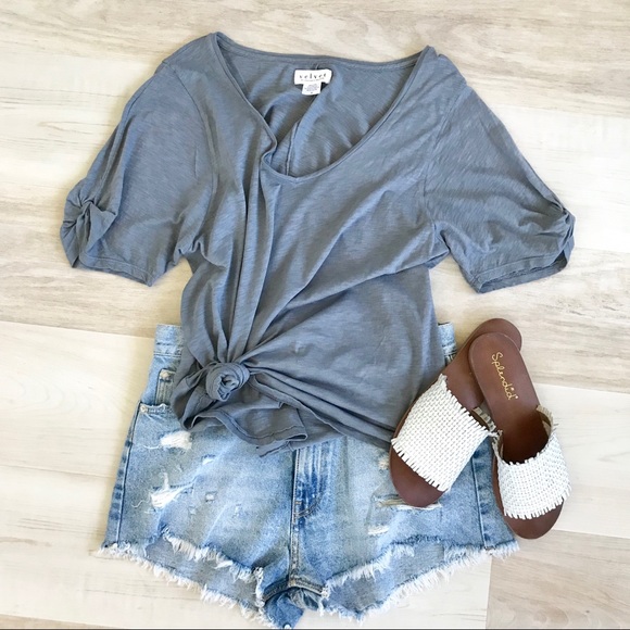 Velvet by Graham & Spencer Tops - Velvet by graham and Spencer gray knot tee